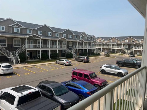 18-45 Keystone Terrace West, Lethbridge, AB - Outdoor With Facade