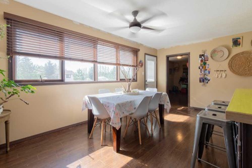 5-94046 Highway 843, Rural Lethbridge County, AB - Indoor Photo Showing Dining Room