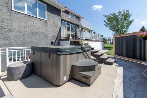 5-94046 Highway 843, Rural Lethbridge County, AB - Outdoor With Deck Patio Veranda With Exterior