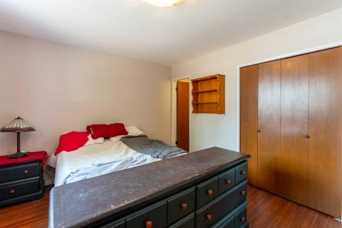 85 Park Meadows Boulevard North, Lethbridge, AB 