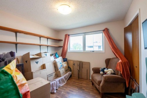 85 Park Meadows Boulevard North, Lethbridge, AB 
