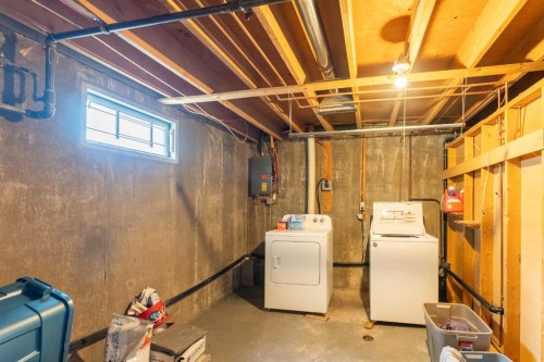 85 Park Meadows Boulevard North, Lethbridge, AB 