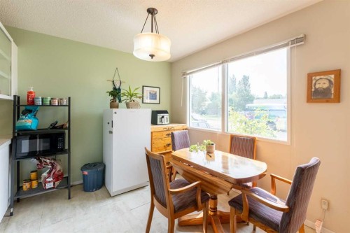 85 Park Meadows Boulevard North, Lethbridge, AB 