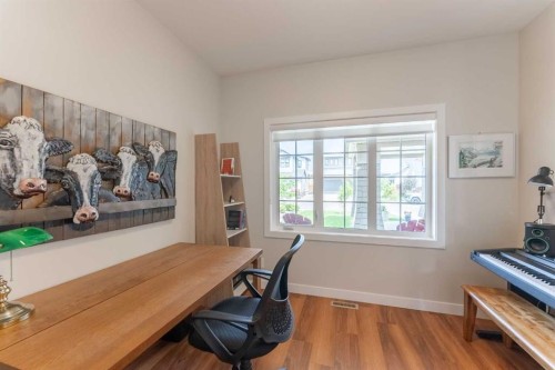 1060 Caledonia Place West, Lethbridge, AB - Indoor Photo Showing Office