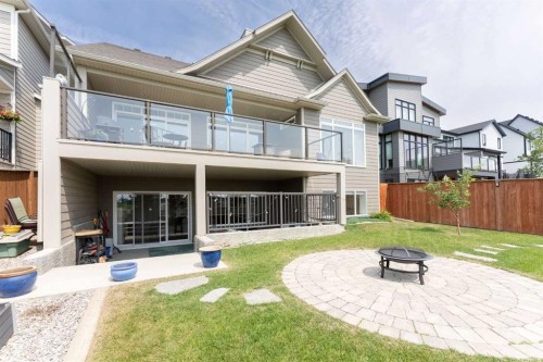 1060 Caledonia Place West, Lethbridge, AB - Outdoor