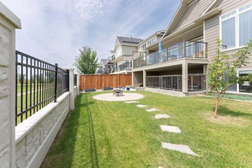 1060 Caledonia Place West, Lethbridge, AB - Outdoor