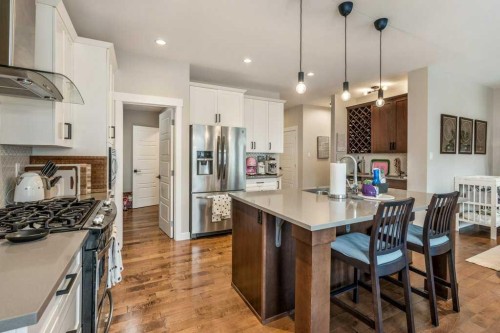 855 Miners Boulevard West, Lethbridge, AB - Indoor Photo Showing Kitchen With Upgraded Kitchen