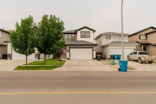 855 Miners Boulevard West, Lethbridge, AB - Outdoor With Facade