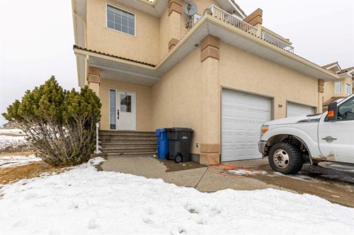 4-369 Canyon Boulevard West, Lethbridge, AB - Outdoor