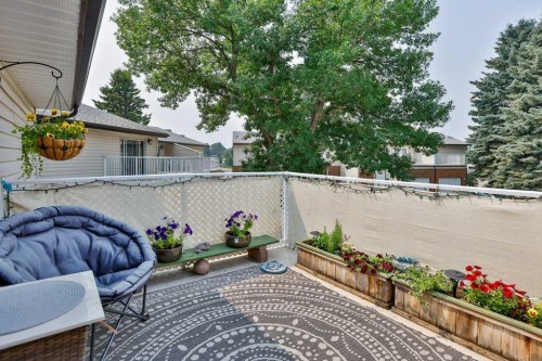 8-29 Brock Place West, Lethbridge, AB - Outdoor With Deck Patio Veranda