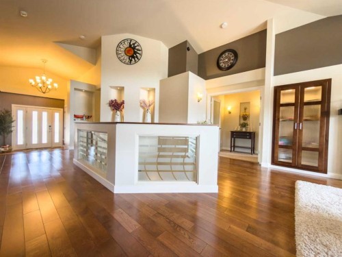 534 Canyon Cove West, Lethbridge, AB - Indoor Photo Showing Other Room