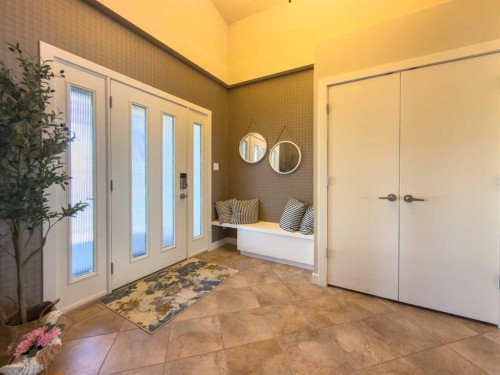 534 Canyon Cove West, Lethbridge, AB - Indoor Photo Showing Other Room