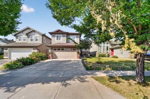 62 Coalbanks Gate West, Lethbridge, AB 