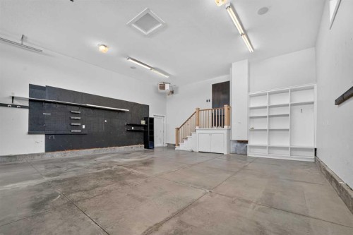 365 Rivergrove Chase West, Lethbridge, AB - Indoor Photo Showing Garage