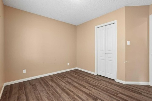 191 Jessie Robinson Close North, Lethbridge, AB - Indoor Photo Showing Other Room