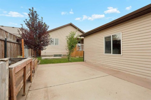 191 Jessie Robinson Close North, Lethbridge, AB - Outdoor With Exterior