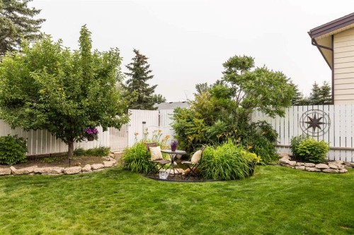 10 Seneca Place West, Lethbridge, AB - Outdoor