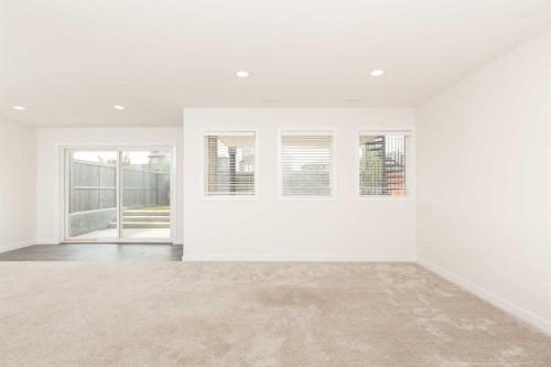 889 Atlantic Cove West, Lethbridge, AB - Indoor Photo Showing Other Room