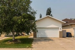 14 Heritage Road WESTLethbridge, AB T1K 6T8