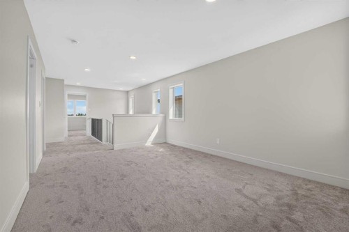 75 Miners Road West, Lethbridge, AB - Indoor Photo Showing Other Room
