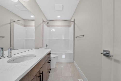 75 Miners Road West, Lethbridge, AB - Indoor Photo Showing Bathroom
