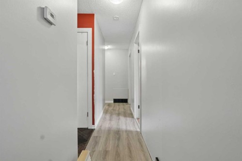 2610 11 Avenue North, Lethbridge, AB - Indoor