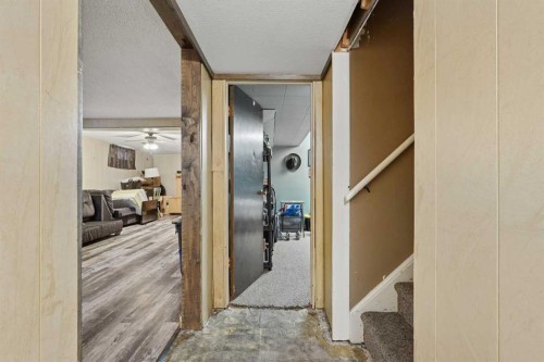 2610 11 Avenue North, Lethbridge, AB - Indoor