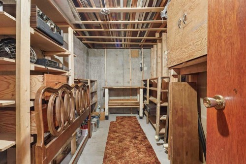 2610 11 Avenue North, Lethbridge, AB - Indoor Photo Showing Other Room