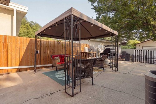 2610 11 Avenue North, Lethbridge, AB - Outdoor With Exterior