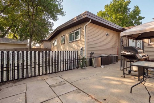 2610 11 Avenue North, Lethbridge, AB - Outdoor With Exterior