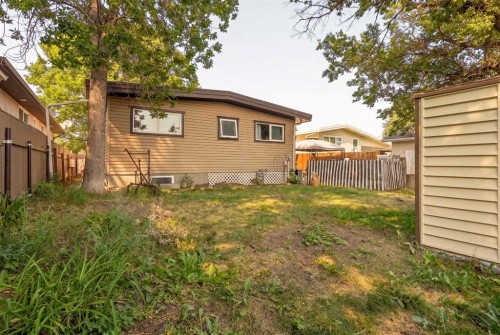 2610 11 Avenue North, Lethbridge, AB - Outdoor With Exterior