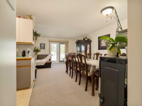 2501 & 2503 24 Street, Coaldale, AB - Indoor Photo Showing Dining Room