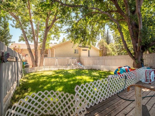 2501 & 2503 24 Street, Coaldale, AB - Outdoor