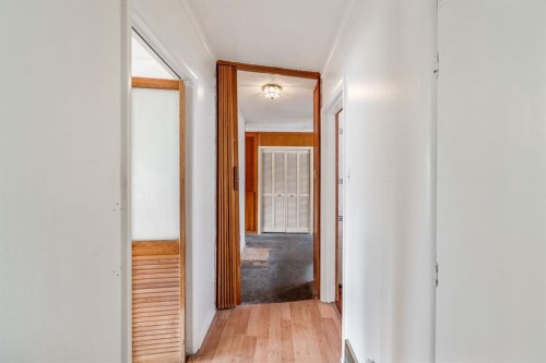 1301 15 Avenue South, Lethbridge, AB - Indoor Photo Showing Other Room
