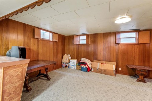 1301 15 Avenue South, Lethbridge, AB - Indoor Photo Showing Basement