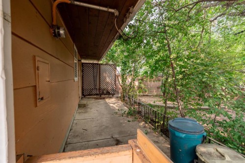 1301 15 Avenue South, Lethbridge, AB - Outdoor