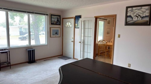 2128 22 Street, Coaldale, AB - Indoor Photo Showing Other Room