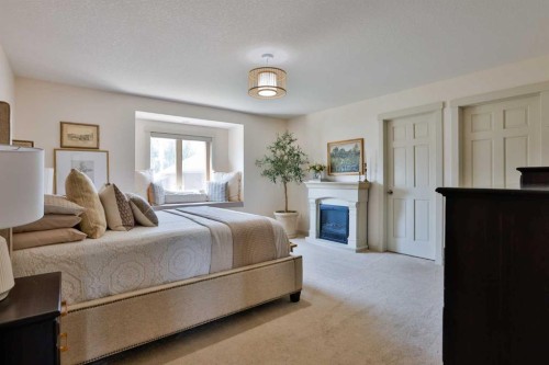 304 S 150 W, Raymond, AB - Indoor Photo Showing Bedroom