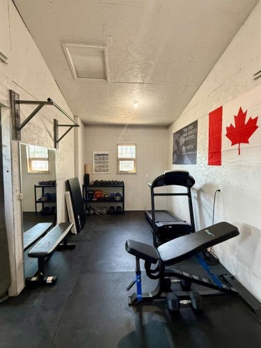 304 S 150 W, Raymond, AB - Indoor