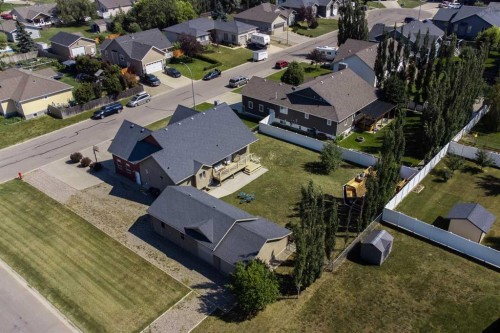 304 S 150 W, Raymond, AB - Outdoor With View