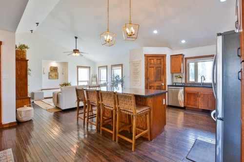304 S 150 W, Raymond, AB - Indoor