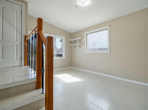 505 Centennial Avenue, Picture Butte, AB - Indoor Photo Showing Other Room