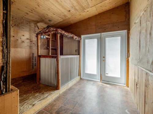 505 Centennial Avenue, Picture Butte, AB - Indoor Photo Showing Other Room