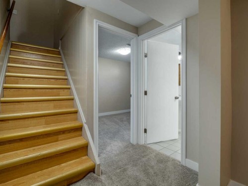 505 Centennial Avenue, Picture Butte, AB - Indoor Photo Showing Other Room