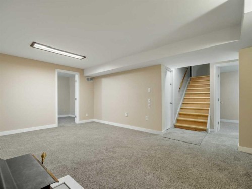 505 Centennial Avenue, Picture Butte, AB - Indoor Photo Showing Other Room