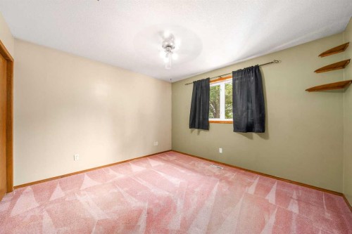 4129 55 Street, Taber, AB - Indoor Photo Showing Other Room