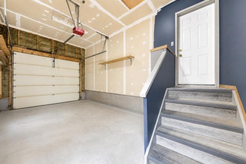 4129 55 Street, Taber, AB - Indoor Photo Showing Garage