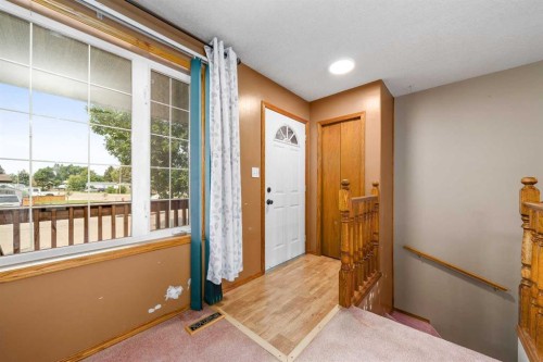 4129 55 Street, Taber, AB - Indoor Photo Showing Other Room
