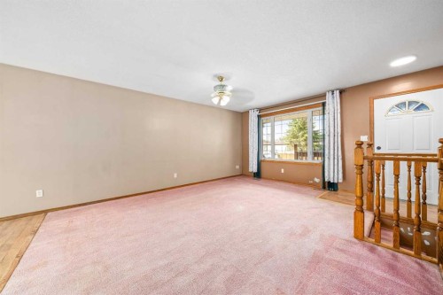 4129 55 Street, Taber, AB - Indoor Photo Showing Other Room