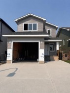 341 Westgate Crescent Coaldale, AB T1M 0E3